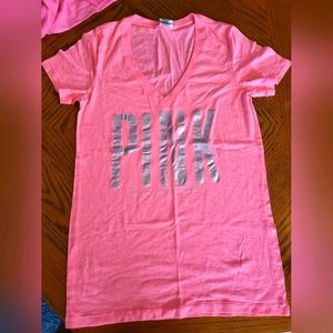 Pink VS t shirt